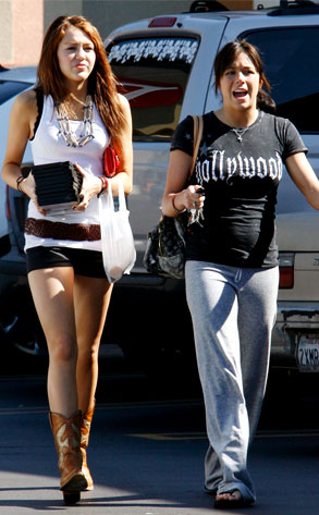 Miley Cyrus, Mandy Jiroux Miley Cyrus, Mandy Jiroux